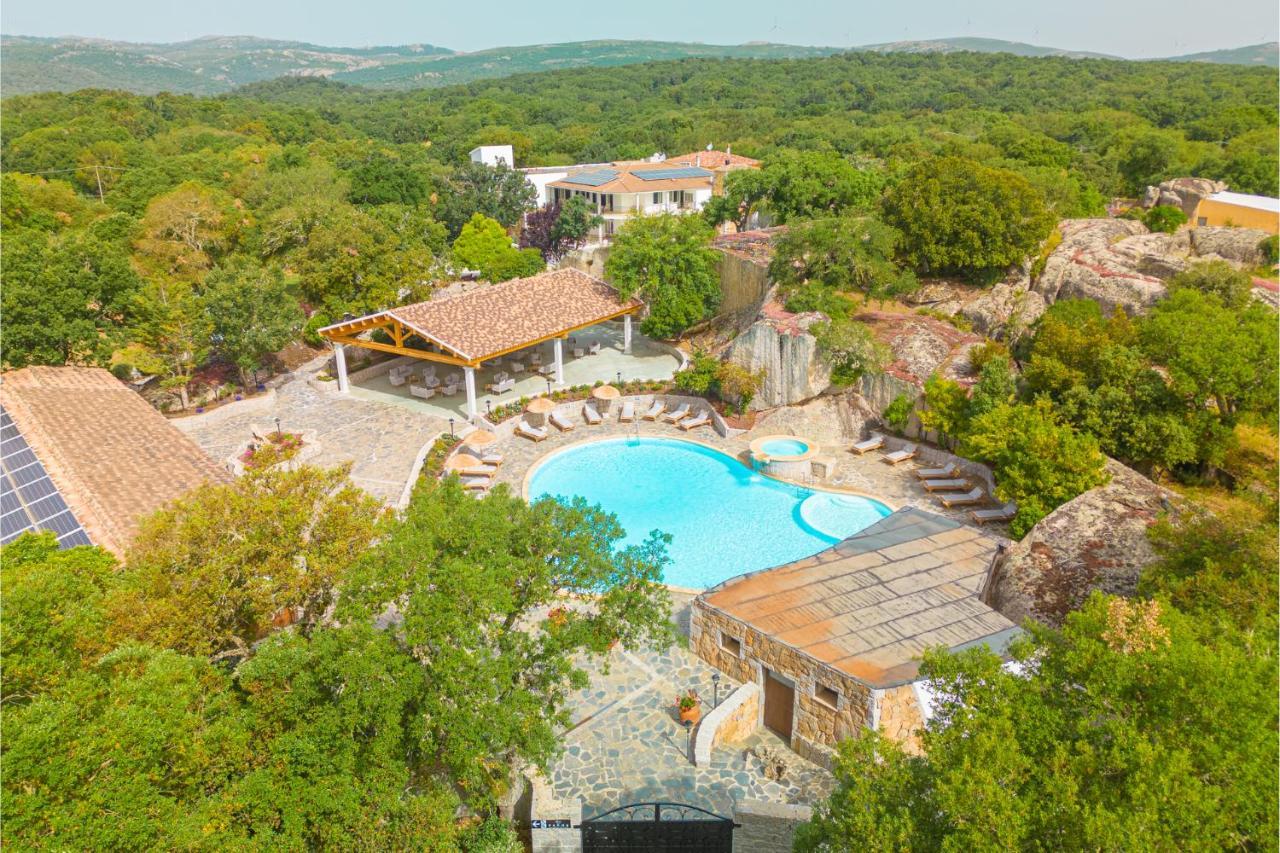 Hotel Paghe Eco Luxury Experience Buddusò Esterno foto